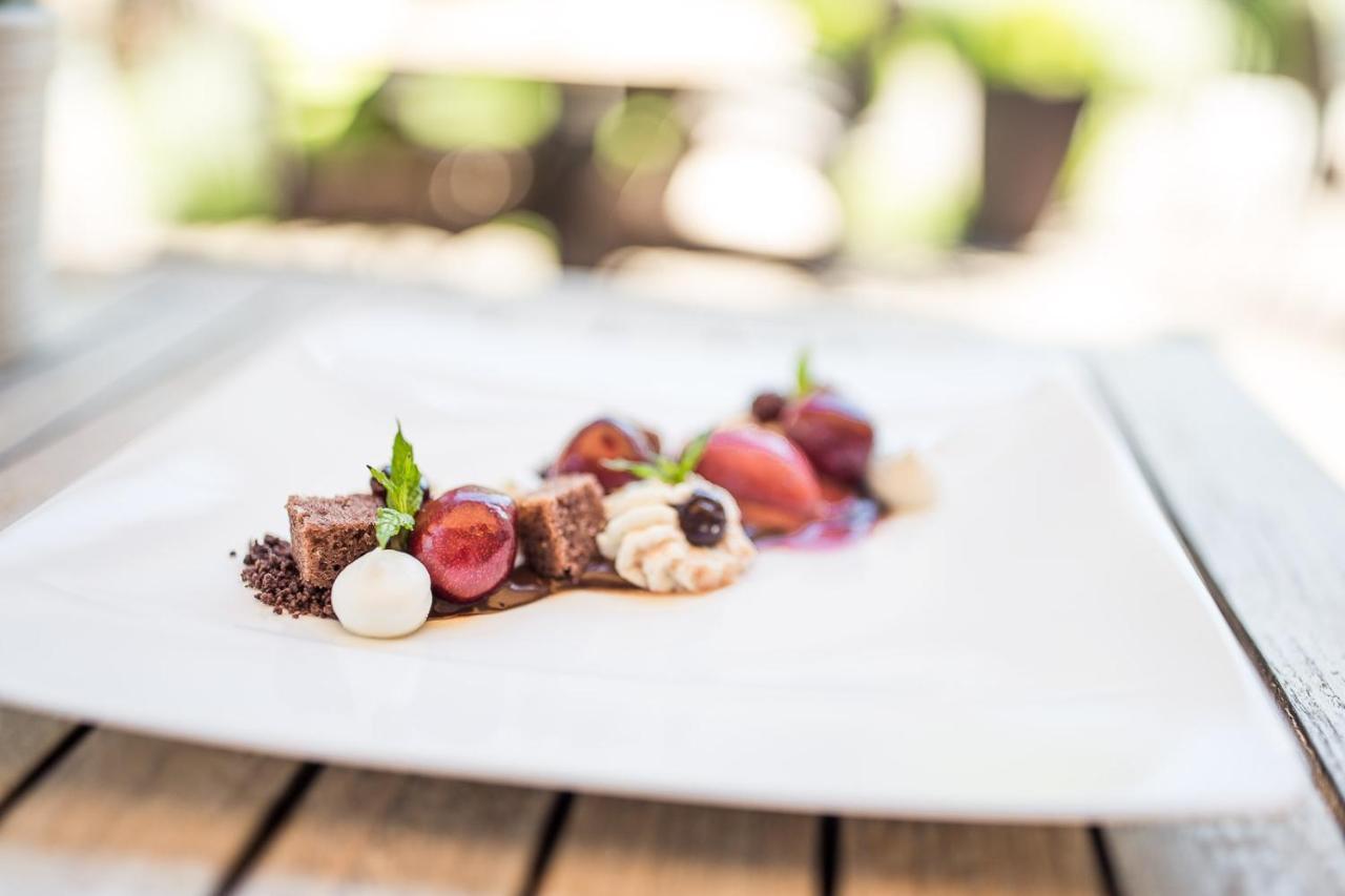 Boutique Zum Rosenbaum Hotel Nalles