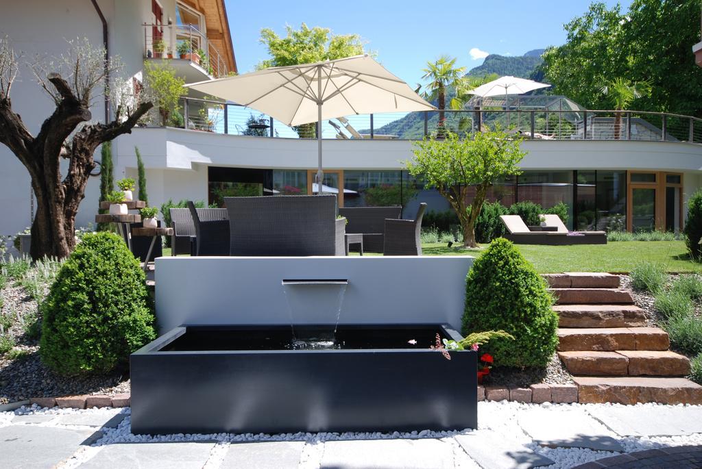 Hotel Boutique Zum Rosenbaum 4*