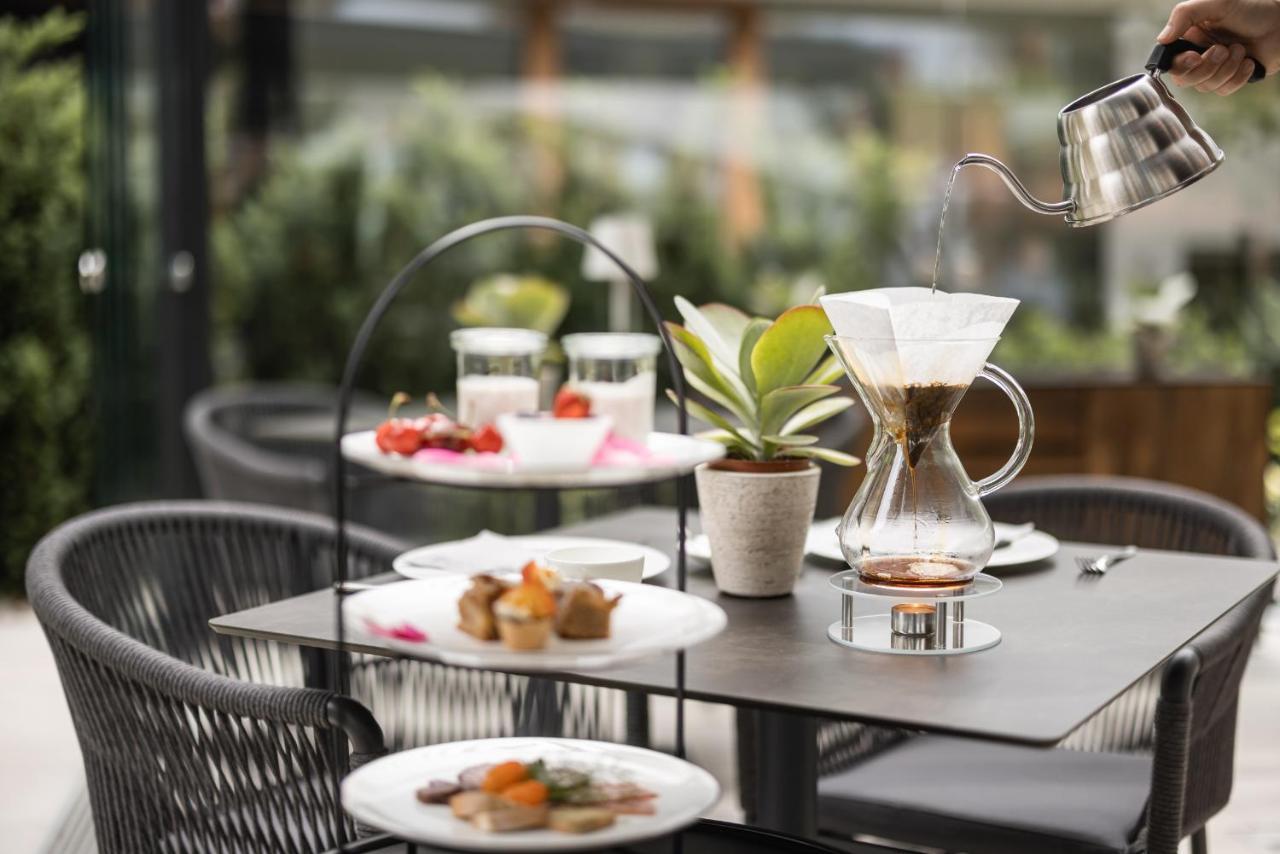 Hotel Boutique Zum Rosenbaum 4*