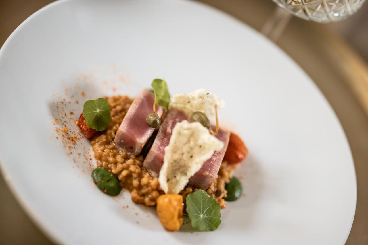 Boutique Zum Rosenbaum Hotel Nals