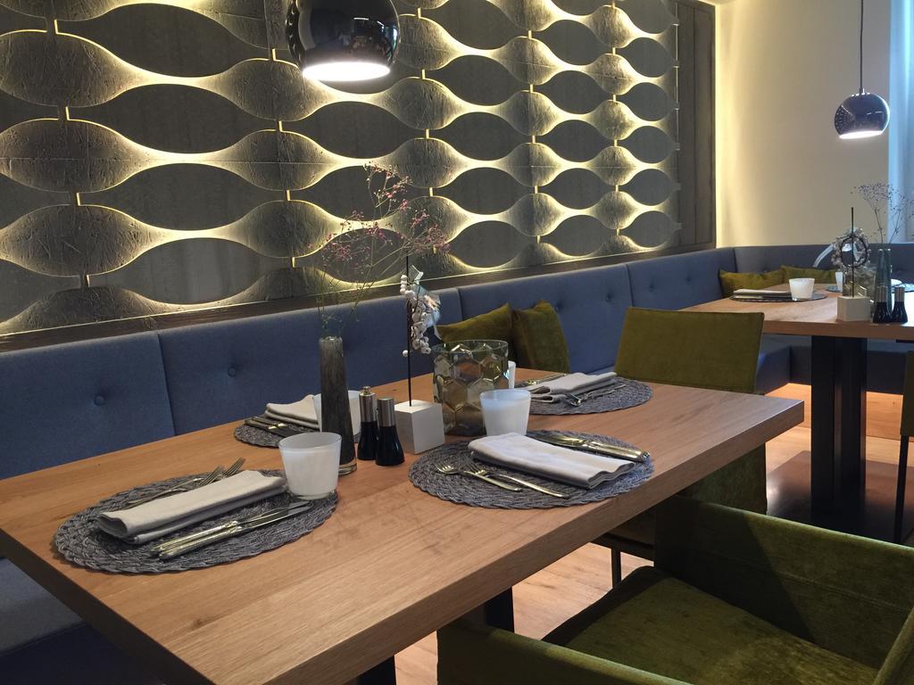 Boutique Zum Rosenbaum 4* Nals