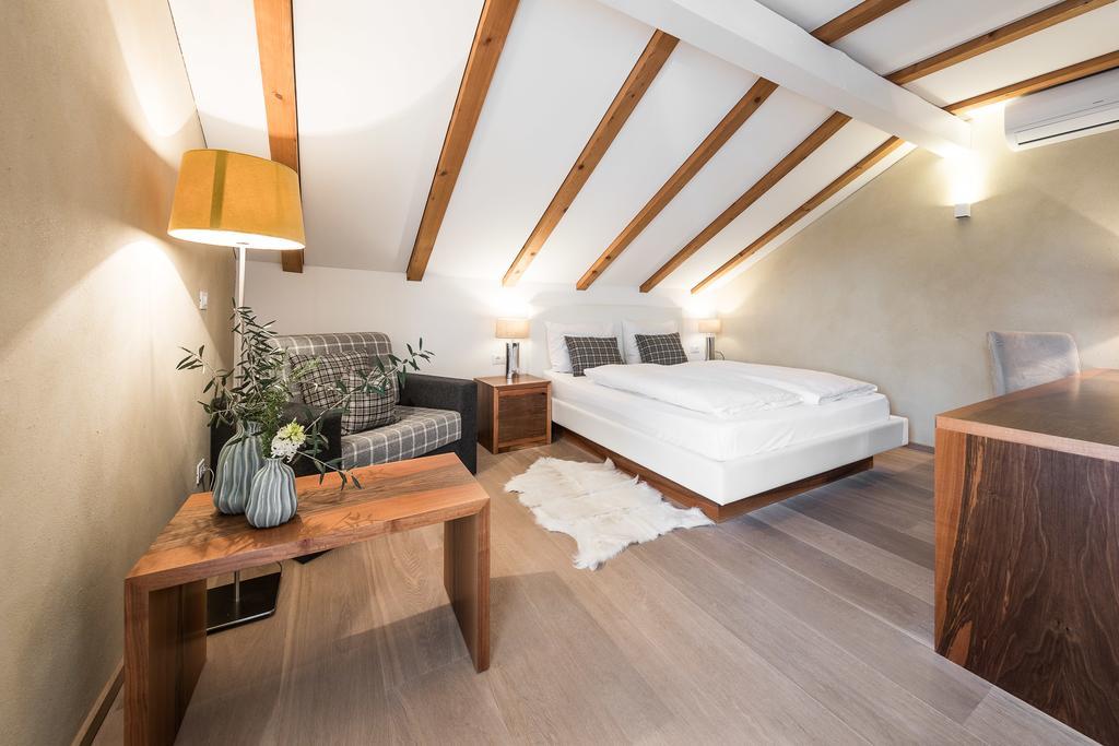 Boutique Zum Rosenbaum Hotel 4*