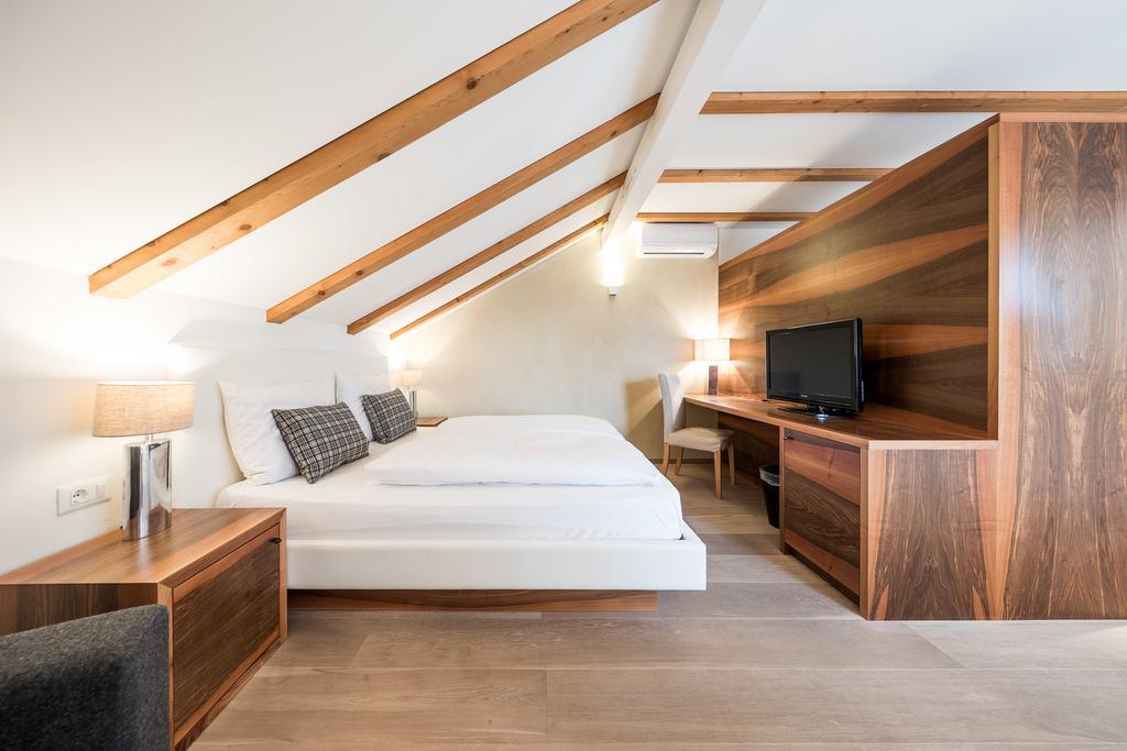 Boutique Zum Rosenbaum Hotel