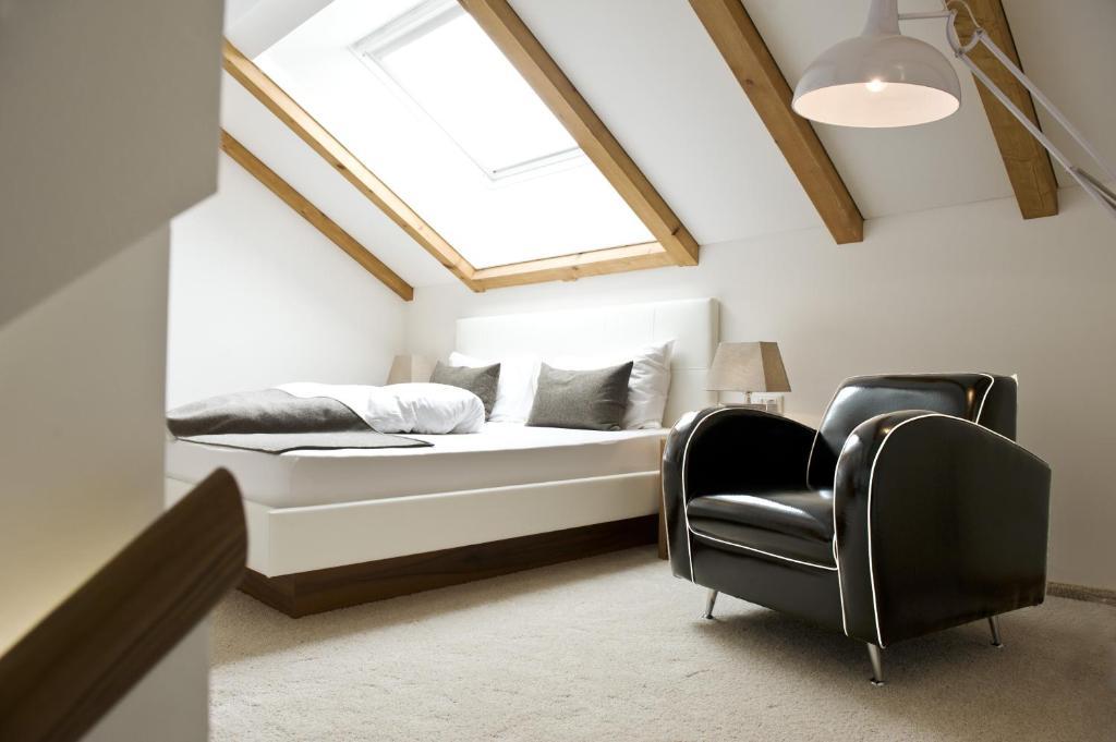 Hotel Boutique Zum Rosenbaum 4*